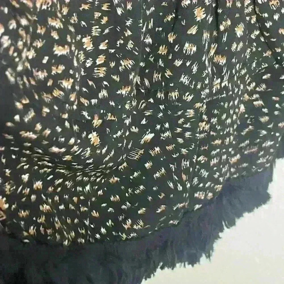 Umgee Size Medium Blouse Mixed Media Flowy Black Animal Print Fringe Hem - Picture 4 of 5